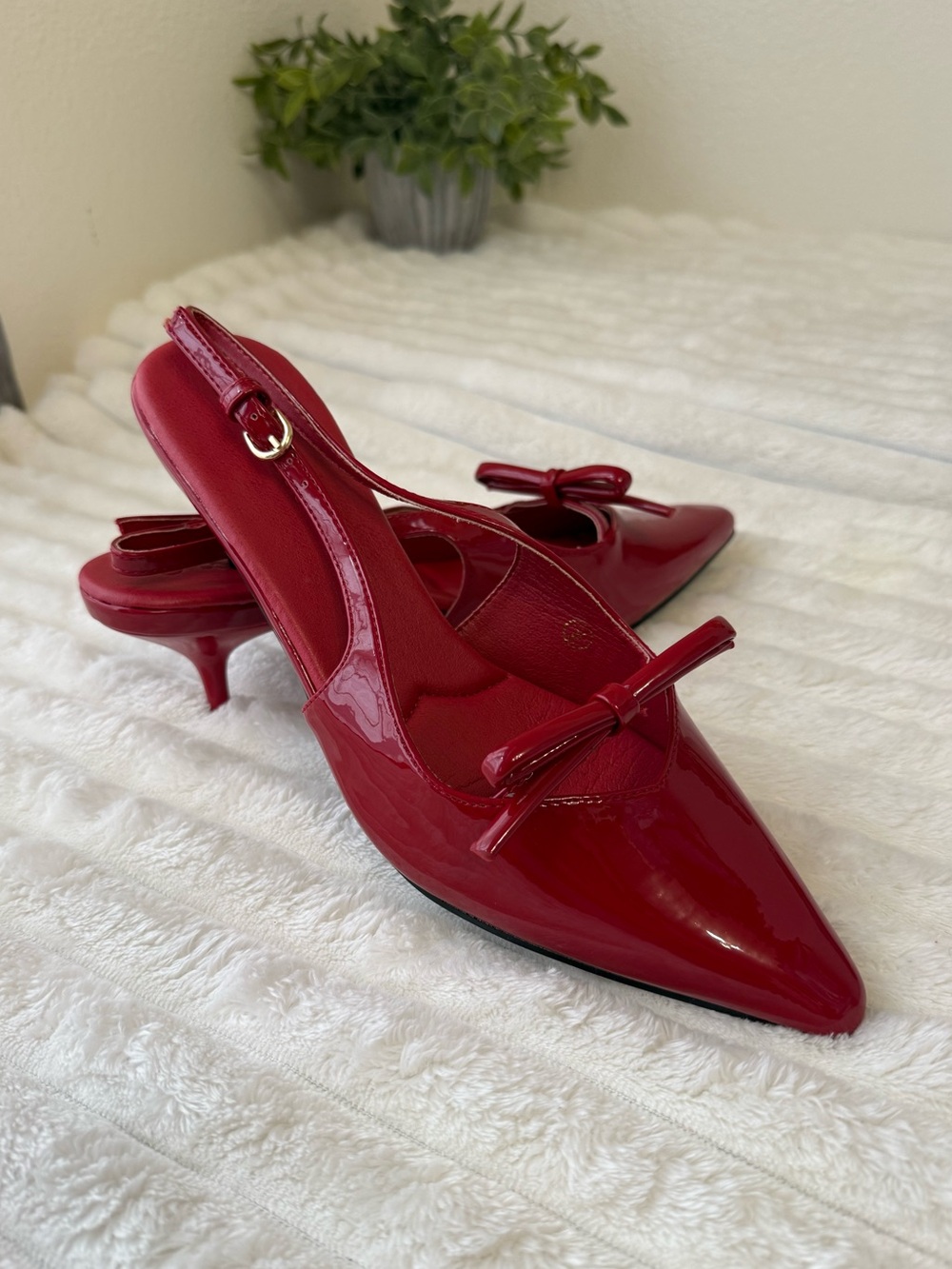 Coutgo sling back red heels size 9